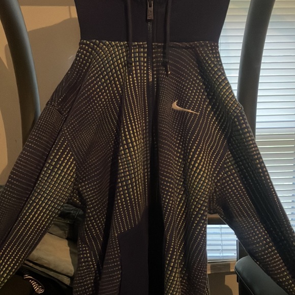 🔥Nike Jacket - Picture 2 of 4